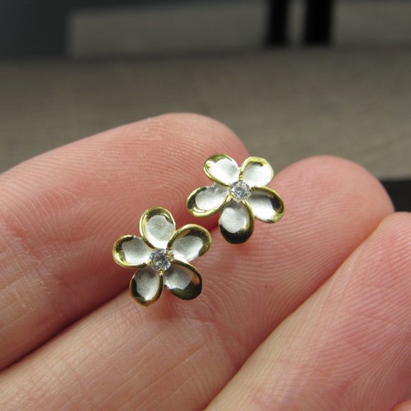 Sterling Silver Two Tone CZ Flower Stud Earrings Vintage - Picture 3 of 7
